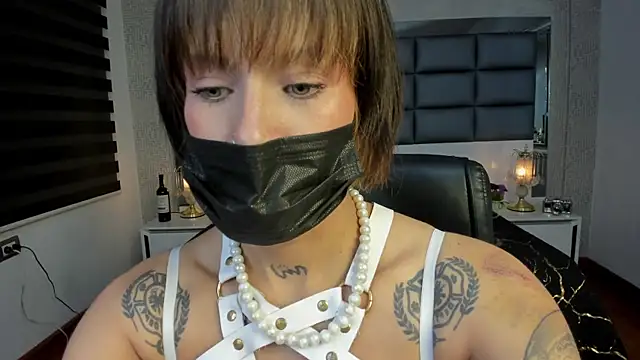 Snapshot of Mrs_Regina_clk chatting on July 17, 2026, 7:52 pm Mrs Regina clk online show from July 17, 2026, 7:52 pm