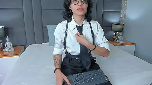 scarleth blaze online show from July 31, 2026, 4:12 am
