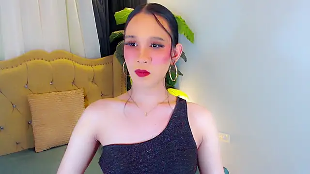 LexiLoreOnTop online show from June 12, 2026, 4:22 am