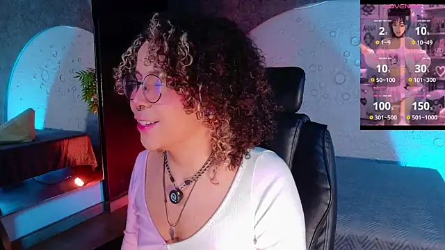 Snapshot of emmanakamura chatting on June 30, 2026, 10:05 am emmanakamura online show from June 30, 2026, 10:05 am