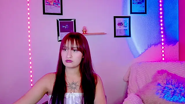 Snapshot of Natha_Ramirez chatting on June 18, 2026, 1:39 am Natha Ramirez online show from June 18, 2026, 1:39 am