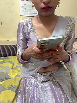 Snapshot of bold_priya chatting on July 22, 2026, 1:30 am bold priya online show from July 22, 2026, 1:30 am
