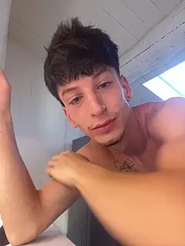 Leonardo0606 online show from June 9, 2026, 3:01 pm