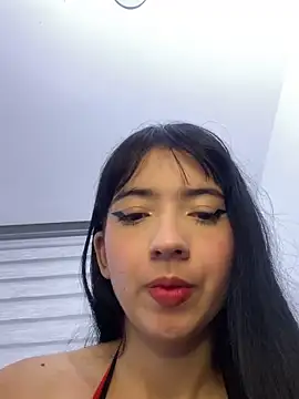 JeyLuxx online show from June 17, 2026, 7:00 am