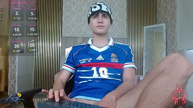 Snapshot of Kyler_tay chatting on June 18, 2026, 12:09 pm Kyler tay online show from June 18, 2026, 12:09 pm