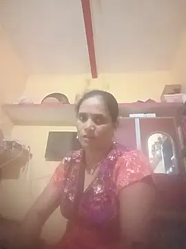 Hot sune online show from August 5, 2026, 1:03 pm