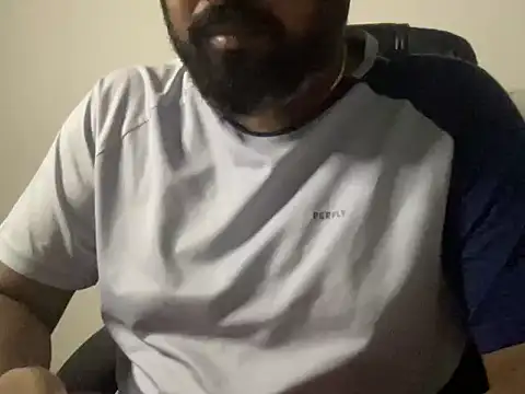 Snapshot of incestfukcerr chatting on July 31, 2026, 4:50 pm incestfukcerr online show from July 31, 2026, 4:50 pm