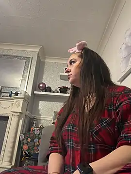 Kaylahh123 online show from June 17, 2026, 5:21 am