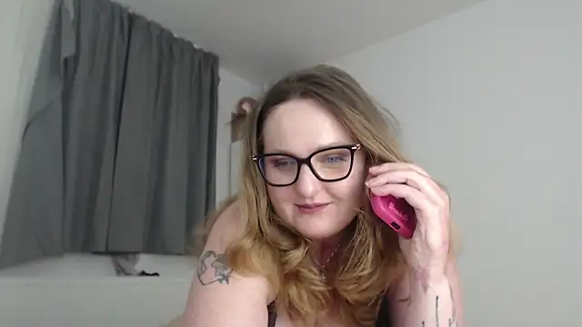 JessicaBake online show from May 26, 2026, 6:37 pm