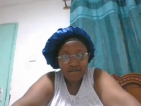 peacechloe online show from June 29, 2026, 7:36 pm