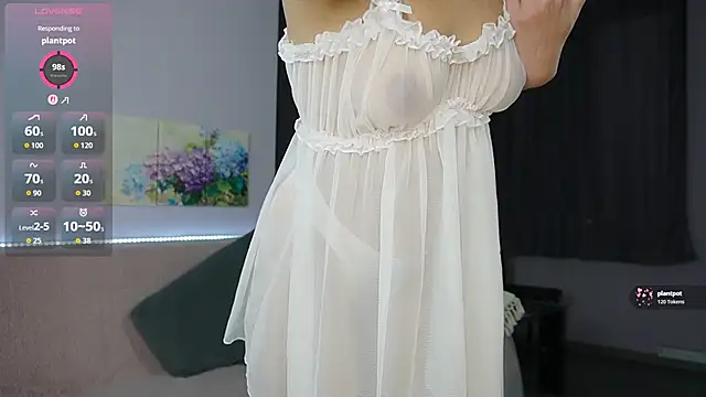 Snapshot of SoLovelyAnna chatting on October 20, 2025, 10:10 pm SoLovelyAnna online show from October 20, 2025, 10:10 pm