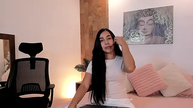 Nicole Fx online show from May 25, 2026, 7:42 pm