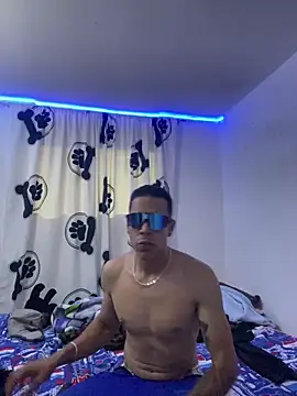 jhuan99 online show from June 22, 2026, 1:29 am