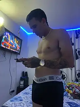 jhuan99 online show from June 27, 2026, 5:12 am