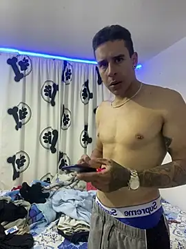jhuan99 online show from June 30, 2026, 10:00 pm