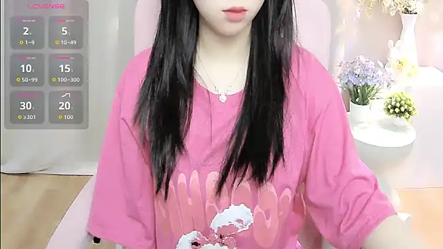 shynana online show from June 12, 2026, 1:04 am