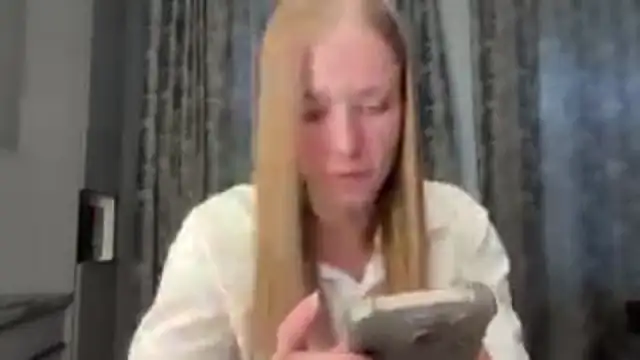 Snapshot of DanikaMory chatting on May 25, 2026, 12:00 pm DanikaMory online show from May 25, 2026, 12:00 pm