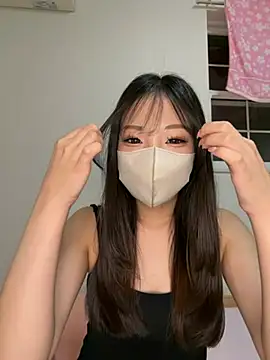 kaho--32kh online show from May 25, 2026, 1:17 pm