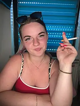 SecretSarah online show from May 25, 2026, 8:20 am