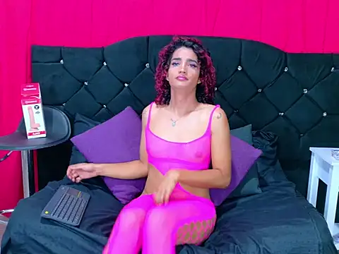aura sterling online show from June 12, 2026, 11:42 am