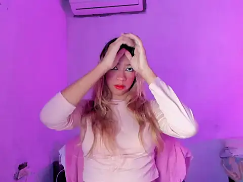 ToxicLoversX online show from May 27, 2026, 8:44 am