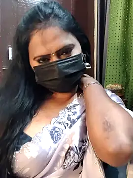 Snapshot of Meera_mia chatting on May 29, 2026, 7:34 pm Meera mia online show from May 29, 2026, 7:34 pm