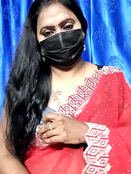 Snapshot of Meera_mia chatting on June 20, 2026, 7:00 am Meera mia online show from June 20, 2026, 7:00 am
