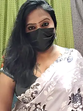 Snapshot of Meera_mia chatting on July 9, 2026, 6:34 pm Meera mia online show from July 9, 2026, 6:34 pm