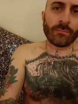 girthxcrisis online show from June 21, 2026, 5:54 am