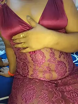 Snapshot of Curvy_Anushka chatting on June 1, 2026, 6:42 pm Curvy Anushka online show from June 1, 2026, 6:42 pm