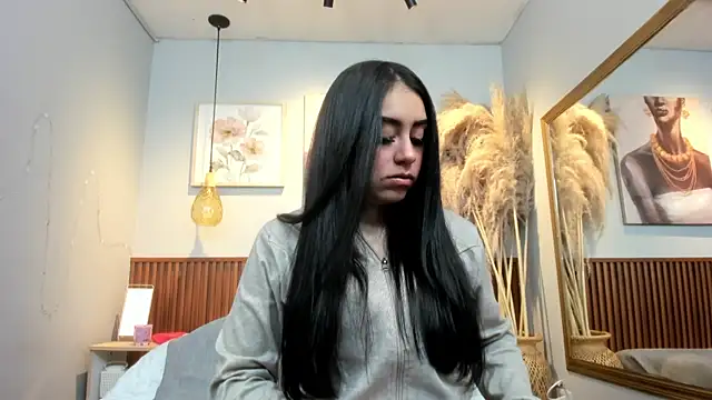 CARLA FERRERM online show from July 14, 2026, 9:42 pm