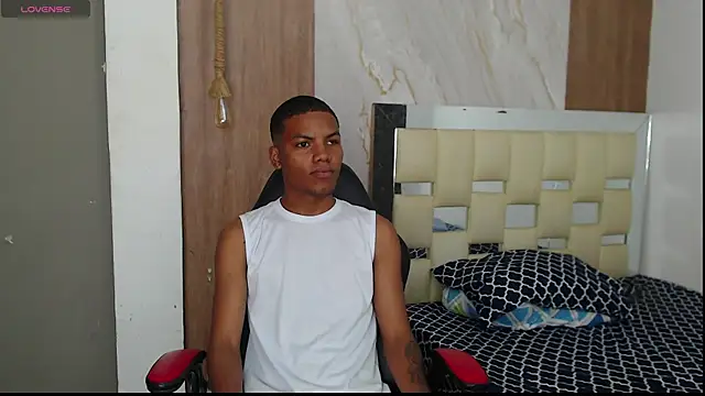 Snapshot of artur_collins_ chatting on July 1, 2026, 8:52 pm artur collins online show from July 1, 2026, 8:52 pm