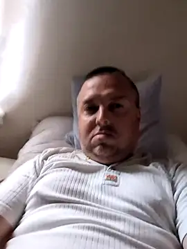 Snapshot of krzyszto1986 chatting on June 12, 2026, 3:16 am krzyszto1986 online show from June 12, 2026, 3:16 am