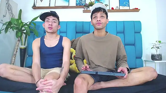 STRANGER BOYS online show from June 26, 2026, 11:09 pm