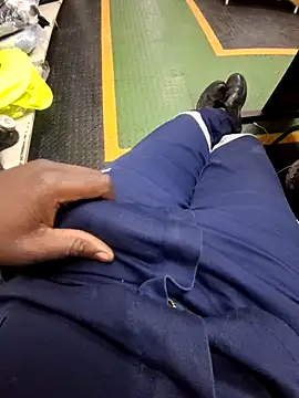 Snapshot of Patrickksa chatting on July 21, 2026, 10:17 am Patrickksa online show from July 21, 2026, 10:17 am