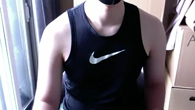 hokuro kun online show from May 26, 2026, 1:01 am