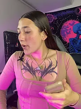 Yizz 20 online show from July 9, 2026, 5:44 am