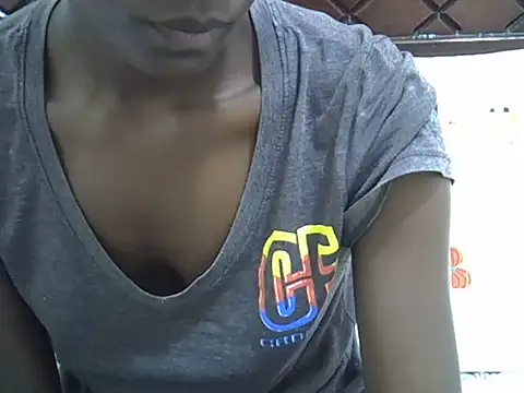 Snapshot of Sexxy_tania2 chatting on June 5, 2026, 5:03 am Sexxy tania2 online show from June 5, 2026, 5:03 am