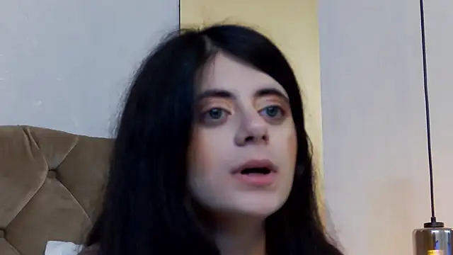Snapshot of IrisDoudou chatting on July 28, 2026, 8:52 pm IrisDoudou online show from July 28, 2026, 8:52 pm