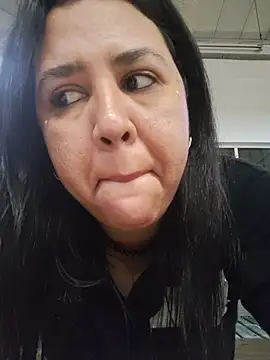 grandotavenus185 online show from July 9, 2026, 2:32 pm
