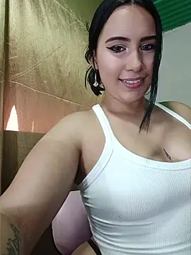 shantall cute online show from June 12, 2026, 7:02 pm