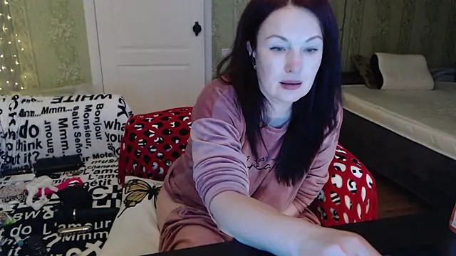 MarleneDietrich online show from February 15, 2025, 3:28 pm