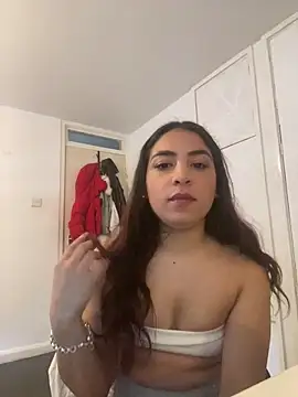 naomiiii55 online show from June 12, 2026, 12:26 pm