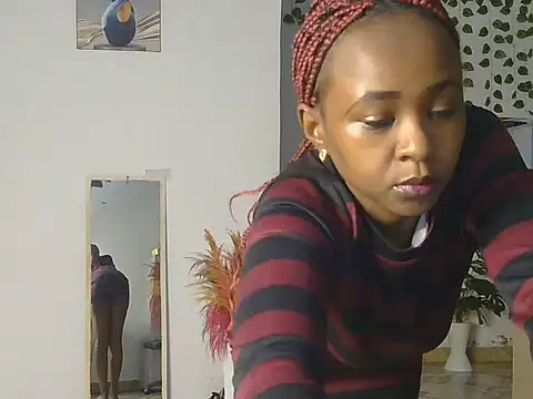 Snapshot of Skyy_Brown chatting on June 9, 2026, 3:07 am Skyy Brown online show from June 9, 2026, 3:07 am