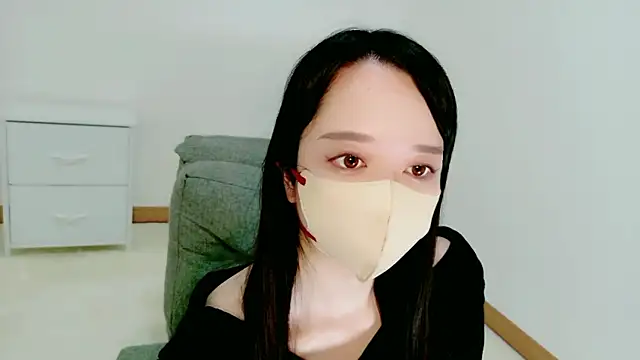 Snapshot of Hikari__o00 chatting on June 1, 2026, 2:35 am Hikari o00 online show from June 1, 2026, 2:35 am