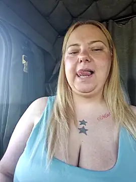 Jaclynnbaby online show from June 30, 2026, 1:01 pm