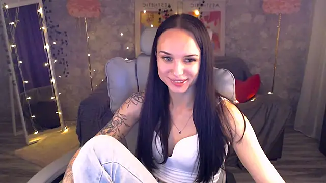 Snapshot of NicoleMerz chatting on July 2, 2026, 4:13 pm NicoleMerz online show from July 2, 2026, 4:13 pm