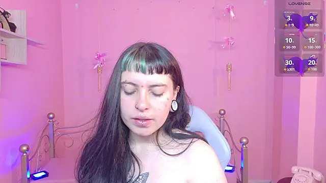  sofia smth xx online show from June 18, 2026, 1:15 pm