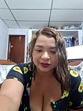 leonorq online show from May 27, 2026, 3:20 pm