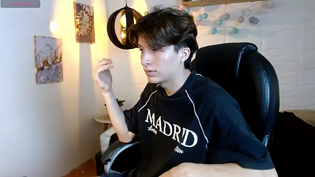Marcoviolet online show from June 15, 2026, 8:22 pm